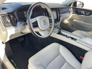 2020 Volvo S60 T6 Momentum AWD